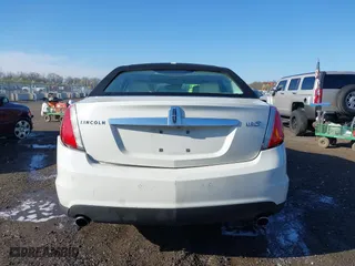 2009 Lincoln MKS with VIN 1LNHM93R39G620539, listed as a IAAI auction lot 41969146 with 170,253 mi miles. Bid and sale history available at carsss.com. Image 16.