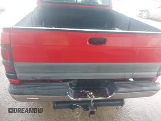 1995 Dodge 1500 z VIN 3B7HC13Z1SG707391, wystawiony jako IAAI lot #42248244 z przebiegiem 206 361 mil mil oraz . Historia ofert i sprzedaży dostępna na DreamBid. Obrazek 6.