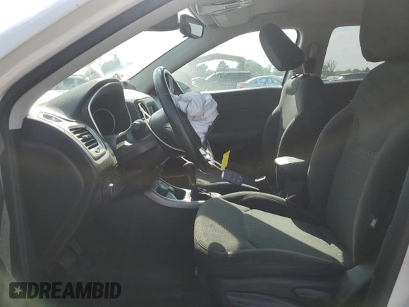 2020 Jeep Compass Sport z VIN 3C4NJDAB8LT105015, wystawiony jako Copart lot #54921305 z przebiegiem 104 453 mil mil oraz Nie do naprawy • Non repairable. Historia ofert i sprzedaży dostępna na DreamBid. Obrazek 7.