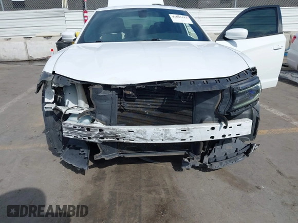 2018 Dodge Charger SXT with VIN 2C3CDXBG9JH220744, listed as a IAAI auction lot 42001113 with 184,853 mi miles and . Bid and sale history available at carsss.com. Image 6.