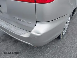 2007 Toyota Sienna CE with VIN 5TDZK23C57S022229, listed as a IAAI auction lot 42114684 with 252,985 mi miles. Bid and sale history available at carsss.com. Image 12.