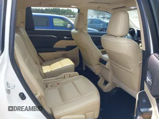 2016 Toyota Highlander Limited with VIN 5TDDKRFH0GS334968, listed as a IAAI auction lot 40088562 with 123,717 mi miles and . Bid and sale history available at DreamBid. Image 8.