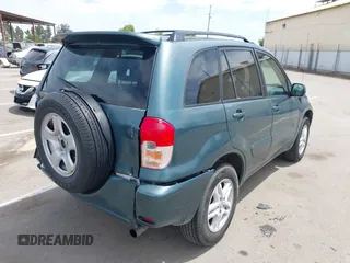 2003 Toyota RAV4 with VIN JTEGH20V630111618, listed as a IAAI auction lot 42101065 with 173,601 mi miles and . Bid and sale history available at carsss.com. Image 4.