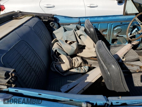 1967 Pontiac Firebird z VIN 223677U101685, wystawiony jako Copart lot #74851504 z przebiegiem 68 172 mil mil oraz Nie do naprawy • Non repairable. Historia ofert i sprzedaży dostępna na DreamBid. Obrazek 10.