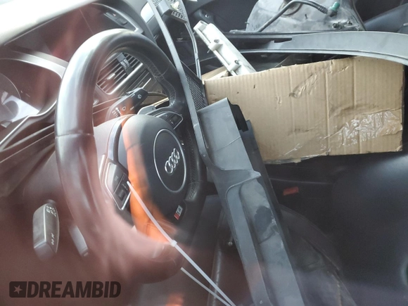 2013 Audi S4 Premium Plus z VIN WAUBGAFL6DA129983, wystawiony jako Copart lot #49119585 z przebiegiem Nie podano mil oraz Szkoda całkowita • Salvage title. Historia ofert i sprzedaży dostępna na DreamBid. Obrazek 9.