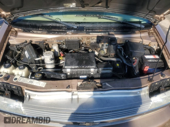 2002 Chevrolet Astro with VIN 1GNDM19X82B141148, listed as a Copart auction lot 83783494 with 210,345 mi miles and Non Repairable. Bid and sale history available at carsss.com. Image 12.