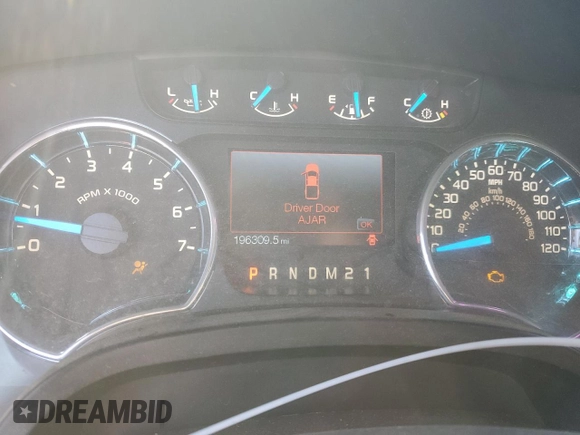 2014 Ford F-150 XL with VIN 1FTFW1EF6EFB62506, listed as a Copart auction lot 48930405 with 196,309 mi miles and Clean Title. Bid and sale history available at carsss.com. Image 9.