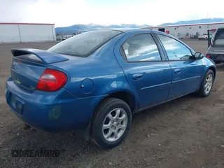 2003 Dodge Neon SXT z VIN 1B3ES56C23D139172, wystawiony jako IAAI lot #42081844 z przebiegiem 187 893 mil mil oraz . Historia ofert i sprzedaży dostępna na DreamBid. Obrazek 4.