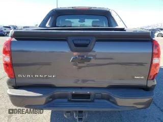 2011 Chevrolet Avalanche LS with VIN 3GNMCEE00BG214572, listed as a Copart auction lot 79878464 with 191,116 mi miles and Salvage Title. Bid and sale history available at carsss.com. Image 6.