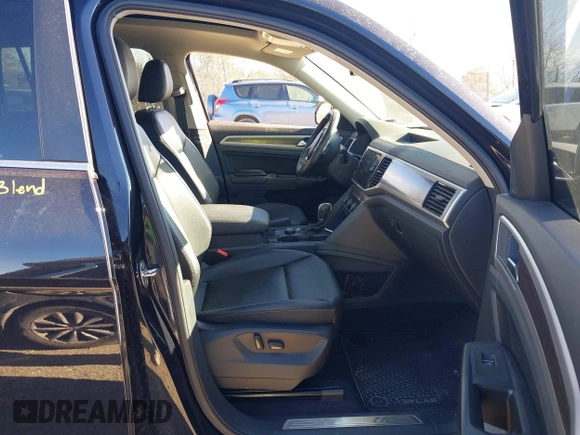 2019 Volkswagen Atlas SEL R-Line z VIN 1V2RR2CA6KC509913, wystawiony jako IAAI lot #41410198 z przebiegiem 97 681 mil mil oraz . Historia ofert i sprzedaży dostępna na DreamBid. Obrazek 5.