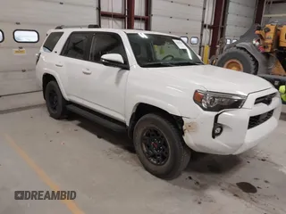 2022 Toyota 4Runner SR5 Premium with VIN JTENU5JR1N6056873, listed as a IAAI auction lot 42060542 with 41,883 mi miles and . Bid and sale history available at DreamBid. Image 1.