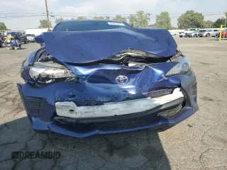 2020 Toyota 86 z VIN JF1ZNAA13L8753314, wystawiony jako Copart lot #55591815 z przebiegiem 62 196 mil mil oraz Szkoda całkowita • Salvage title. Historia ofert i sprzedaży dostępna na DreamBid. Obrazek 5.