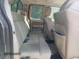 2007 Ford F-150 XLT z VIN 1FTPX14567FA85519, wystawiony jako Copart lot #65876815 z przebiegiem 188 573 mil mil oraz Czysty tytuł • Clean title. Historia ofert i sprzedaży dostępna na DreamBid. Obrazek 10.