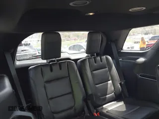 2018 Ford Explorer XLT with VIN 1FM5K7D86JGC27318, listed as a IAAI auction lot 41923567 with 120,333 mi miles and . Bid and sale history available at DreamBid. Image 17.