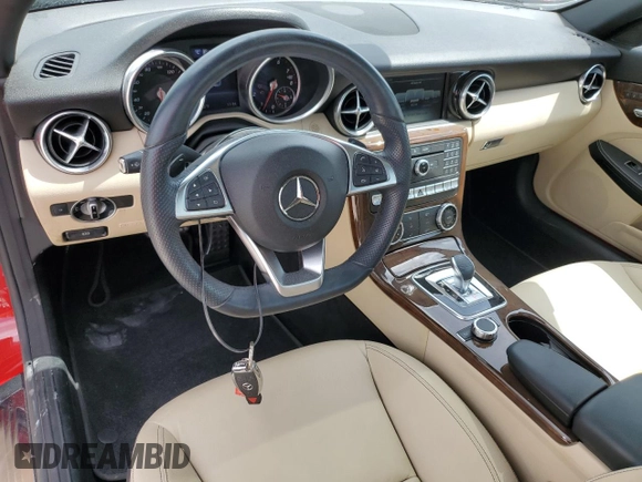 2017 Mercedes-Benz SLC 300 z VIN WDDPK3JA8HF136537, wystawiony jako Copart lot #59654803 z przebiegiem 40 503 mil mil oraz Nie do naprawy • Non repairable. Historia ofert i sprzedaży dostępna na DreamBid. Obrazek 8.