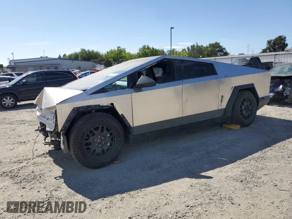 2024 Tesla Cybertruck с VIN 7G2CEHEDXRA010522, выставлен на аукционе Copart как лот 60874185 с пробегом Не указан миль и Списание • Salvage title. История ставок и продаж доступна на DreamBid. Изображение 1.