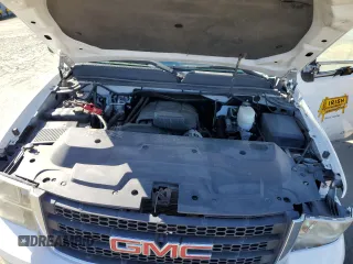 2013 GMC Sierra 1500 with VIN 1GD01ZCG6DF146248, listed as a Copart auction lot 49449585 with 124,679 mi miles and Salvage Title. Bid and sale history available at DreamBid. Image 11.