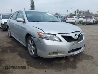 2008 Toyota Camry LE with VIN 4T1BK46K78U560505, listed as a IAAI auction lot 41473270 with 302,991 mi miles. Bid and sale history available at carsss.com. Image 1.