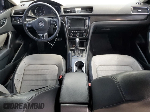 2015 Volkswagen Passat SE с VIN 1VWBS7A38FC084903, выставлен на аукционе Copart как лот 56163075 с пробегом 101 806 миль миль и Списание • Salvage title. История ставок и продаж доступна на DreamBid. Изображение 8.