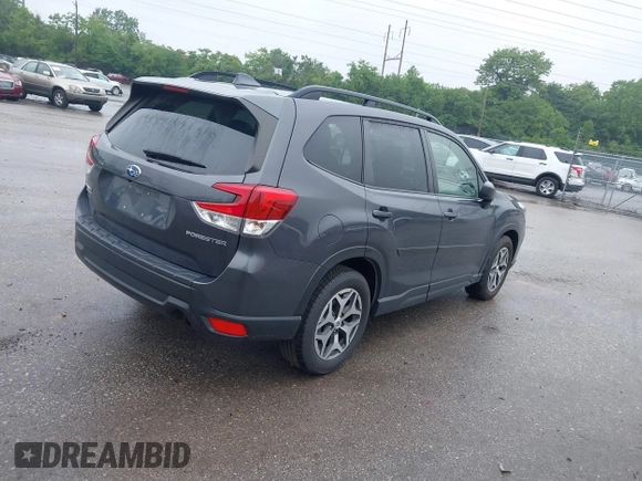 2021 Subaru Forester Premium with VIN JF2SKAFC7MH512678, listed as a IAAI auction lot 42375806 with 33,072 mi miles and . Bid and sale history available at DreamBid. Image 4.