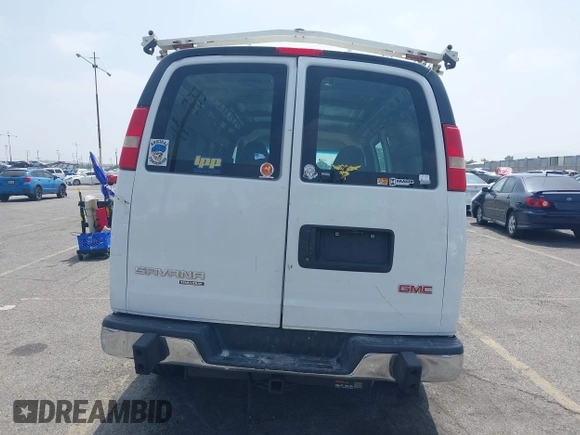 2014 GMC Savana Cargo z VIN 1GTW7FCA2E1903829, wystawiony jako IAAI lot #42432718 z przebiegiem 133 981 mil mil oraz . Historia ofert i sprzedaży dostępna na DreamBid. Obrazek 16.