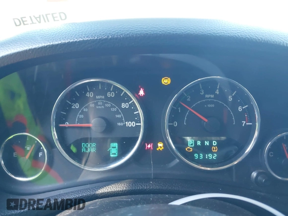 2014 Jeep Wrangler Unlimited Sport with VIN 1C4BJWDG2EL126480, listed as a IAAI auction lot 41479323 with 93,192 mi miles. Bid and sale history available at carsss.com. Image 7.