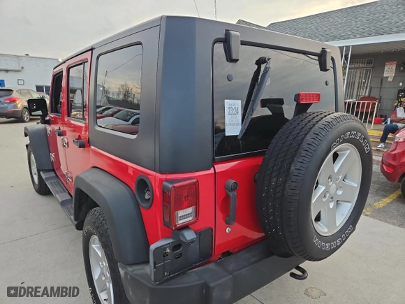 2008 Jeep Wrangler Unlimited X with VIN 1J4GA391X8L562792, listed as a Copart auction lot 51385735 with 204,518 mi miles and Clean Title. Bid and sale history available at carsss.com. Image 3.