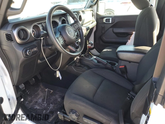 2021 Jeep Wrangler Sport with VIN 1C4GJXAG2MW767559, listed as a Copart auction lot 82108354 with 32,728 mi miles and Salvage Title. Bid and sale history available at DreamBid. Image 7.