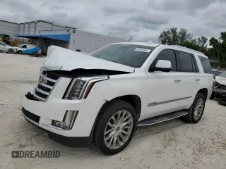 2017 Cadillac Escalade z VIN 1GYS3AKJ9HR181693, wystawiony jako Copart lot #81844944 z przebiegiem 81 854 mil mil oraz Nie do naprawy • Non repairable. Historia ofert i sprzedaży dostępna na DreamBid. Obrazek 1.