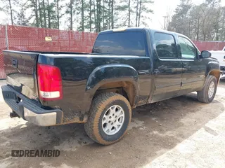 2008 GMC Sierra 1500 SLE1 z VIN 3GTEC13J48G285400, wystawiony jako IAAI lot #41777698 z przebiegiem 219 618 mil mil oraz . Historia ofert i sprzedaży dostępna na DreamBid. Obrazek 4.