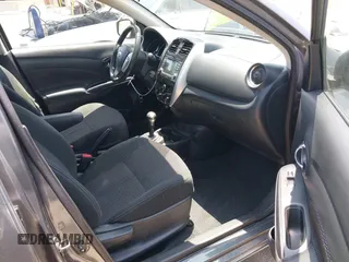 2017 Nissan Versa S Plus с VIN 3N1CN7AP3HL842240, выставлен на аукционе IAAI как лот 42593362 с пробегом 97 496 миль миль и . История ставок и продаж доступна на DreamBid. Изображение 5.