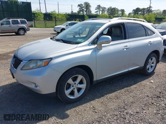 2010 Lexus RX 350 z VIN 2T2BK1BAXAC017261, wystawiony jako IAAI lot #42233787 z przebiegiem 101 772 mil mil oraz . Historia ofert i sprzedaży dostępna na DreamBid. Obrazek 18.