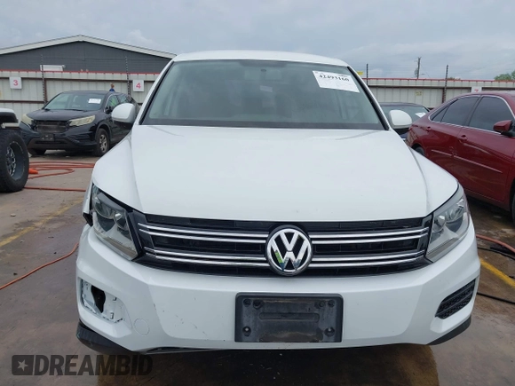 2017 Volkswagen Tiguan S with VIN WVGAV7AX8HK046181, listed as a IAAI auction lot 42493160 with 65,609 mi miles and . Bid and sale history available at DreamBid. Image 18.
