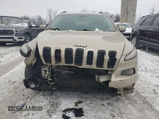 2015 Jeep Cherokee North with VIN 1C4PJMCS1FW582132, listed as a Copart auction lot 82972524 with 196,334 mi miles and Clean Title. Bid and sale history available at carsss.com. Image 5.