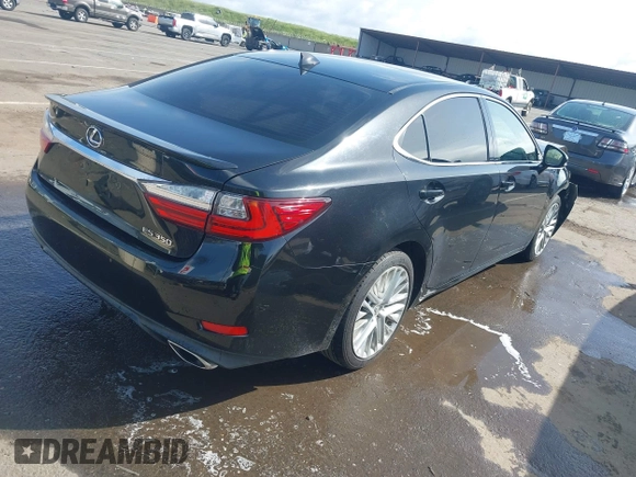 2016 Lexus ES with VIN JTHBK1GG7G2226402, listed as a IAAI auction lot 41882783 with 98,150 mi miles. Bid and sale history available at carsss.com. Image 4.