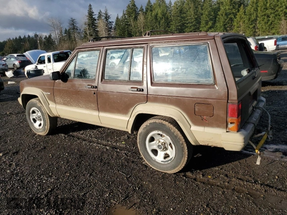 1996 Jeep Cherokee Sport with VIN 1J4FJ68SXTL269085, listed as a Copart auction lot 89119215 with 254,679 mi miles and Clean Title. Bid and sale history available at carsss.com. Image 2.