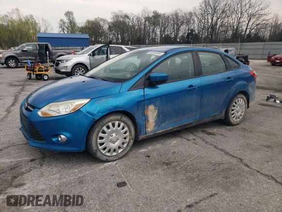 2012 Ford Focus SE z VIN 1FAHP3F22CL267562, wystawiony jako Copart lot #53556895 z przebiegiem 179 828 mil mil oraz Szkoda całkowita • Salvage title. Historia ofert i sprzedaży dostępna na DreamBid. Obrazek 1.