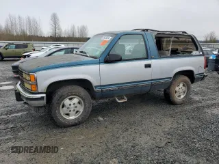 1993 Chevrolet Blazer z VIN 1GNEK18K5PJ329297, wystawiony jako Copart lot #86625624 z przebiegiem 91 504 mil mil oraz Szkoda całkowita • Salvage title. Historia ofert i sprzedaży dostępna na DreamBid. Obrazek 1.