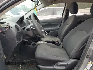 2017 Mitsubishi Mirage ES z VIN ML32F3FJ9HHF18233, wystawiony jako Copart lot #53321864 z przebiegiem 93 213 mil mil oraz Szkody całkowita. Historia ofert i sprzedaży dostępna na DreamBid. Obrazek 7.