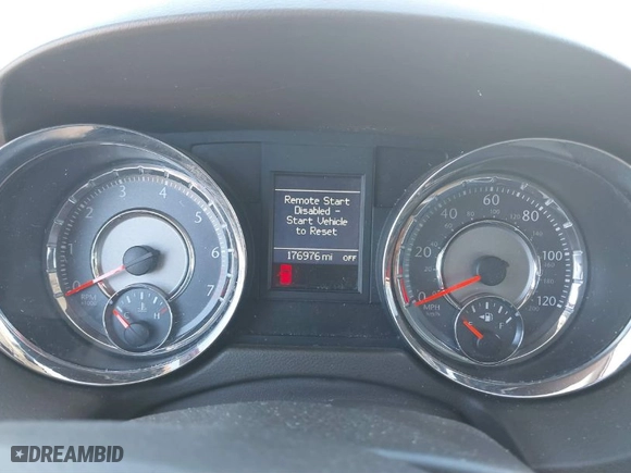 2013 Chrysler Town & Country Touring-L with VIN 2C4RC1CG2DR596785, listed as a IAAI auction lot 40511895 with 176,976 mi miles. Bid and sale history available at carsss.com. Image 7.