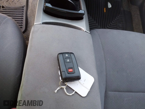 2008 Toyota Prius with VIN JTDKB20U083326182, listed as a IAAI auction lot 41788617 with 255,662 mi miles. Bid and sale history available at carsss.com. Image 11.
