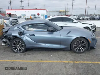 2021 Toyota GR Supra 2.0 with VIN WZ1DB2C07MW039661, listed as a IAAI auction lot 41331765 with 1 mi miles. Bid and sale history available at carsss.com. Image 14.
