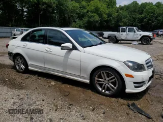 2013 Mercedes-Benz C 300 Sport with VIN WDDGF8AB9DG080980, listed as a Copart auction lot 59307245 with 195,178 mi miles and Salvage title. Bid and sale history available at DreamBid. Image 4.