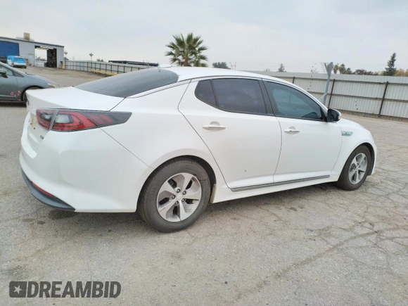 2014 Kia Optima Hybrid LX with VIN KNAGM4AD1E5070948, listed as a Copart auction lot 80899874 with 151,178 mi miles and Clean Title. Bid and sale history available at carsss.com. Image 3.