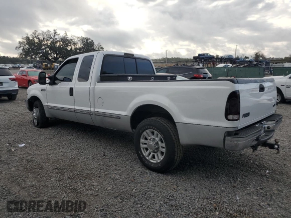 1999 Ford F-250 XL with VIN 1FTNX20L7XEC25827, listed as a Copart auction lot 44759535 with 174,119 mi miles and Salvage title. Bid and sale history available at DreamBid. Image 2.