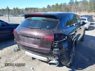 2018 Porsche Cayenne z VIN WP1AA2A2XJKA07829, wystawiony jako IAAI lot #41681207 z przebiegiem Nie podano mil oraz . Historia ofert i sprzedaży dostępna na DreamBid. Obrazek 4.