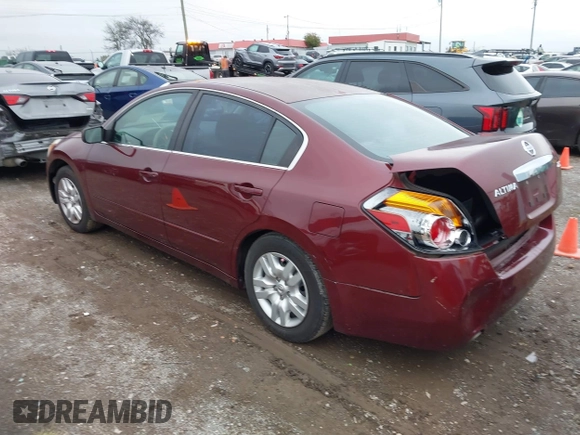 2012 Nissan Altima S z VIN 1N4AL2AP1CN531451, wystawiony jako IAAI lot #40801095 z przebiegiem 200 043 mil mil oraz . Historia ofert i sprzedaży dostępna na DreamBid. Obrazek 3.