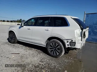 2022 Volvo XC90 Momentum with VIN YV4102CK3N1871325, listed as a Copart auction lot 46592915 with 21,147 mi miles and Salvage Title. Bid and sale history available at DreamBid. Image 2.