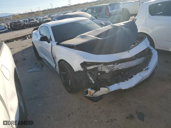 2020 Chevrolet Camaro 1SS with VIN 1G1FE1R73L0105047, listed as a Copart auction lot 83538724 with 0 mi miles and Salvage Title. Bid and sale history available at carsss.com. Image 4.