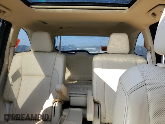 2015 Toyota Highlander Limited с VIN 5TDDKRFH3FS151806, выставлен на аукционе Copart как лот 61661905 с пробегом 32 370 миль миль и Списание • Salvage title. История ставок и продаж доступна на DreamBid. Изображение 10.